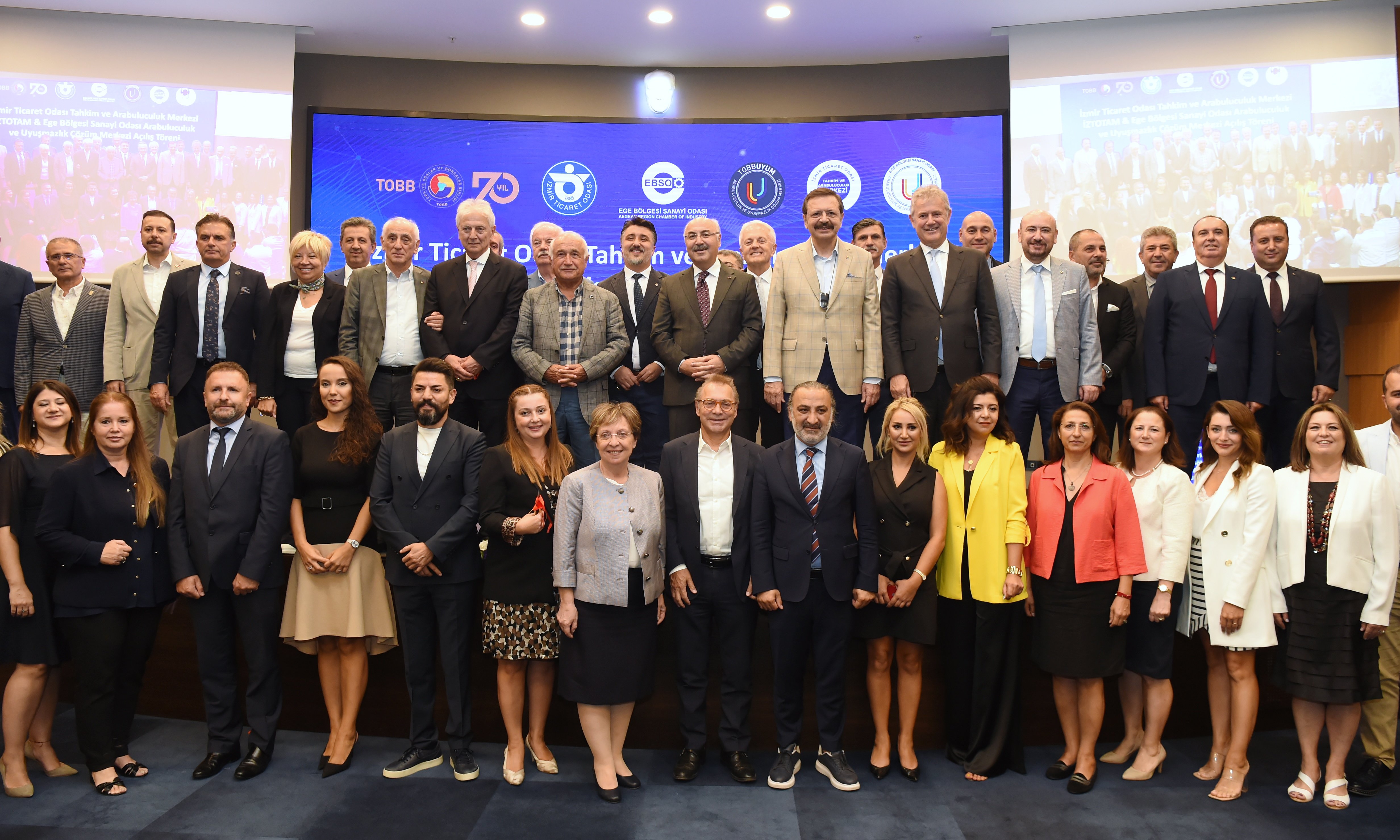 TOBB Yönetim Kurulu Üyesi ve Odamız Başkanı Hakan ÜLKEN, TOBB Başkanımız Sayın M.Rifat HİSARCIKLIOĞLU’nun himayelerinde gerçekleştirilen İzmir ziyaretine katılım sağladı