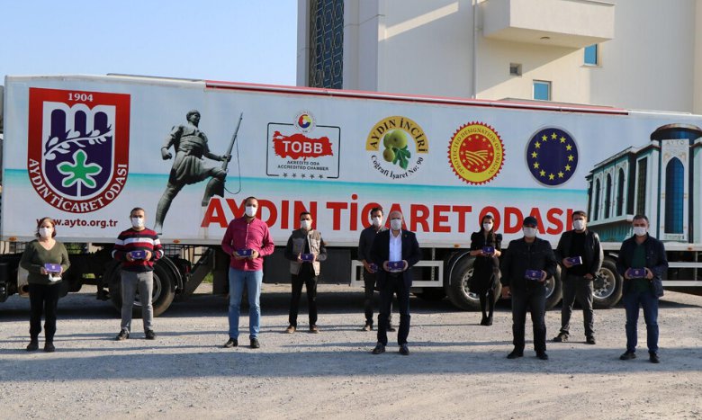 AYTO’DAN ÜYELERİNE ÜCRETSİZ MASKE DAĞITIMI