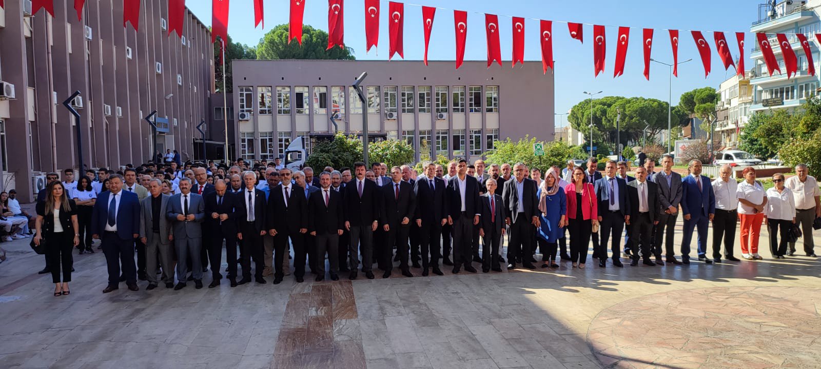 Odamız Yönetim Kurulu Üyesi Kanat Ay KARUL, Aydın Valiliği’nde gerçekleştirilen Ahilik Haftası Kutlama Programına katılım sağladı