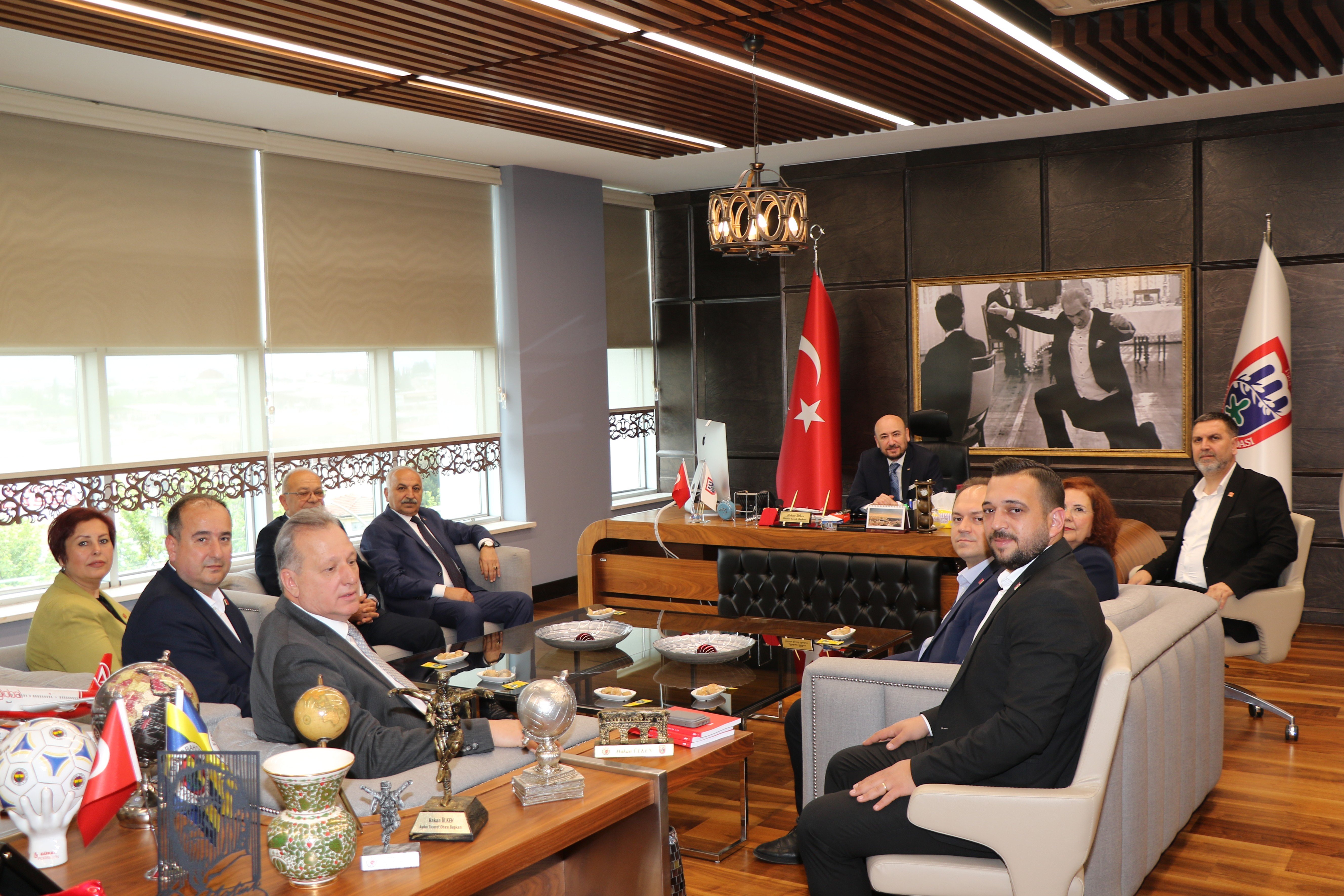 CHP HEYETİNDEN AYTO'YA ZİYARET