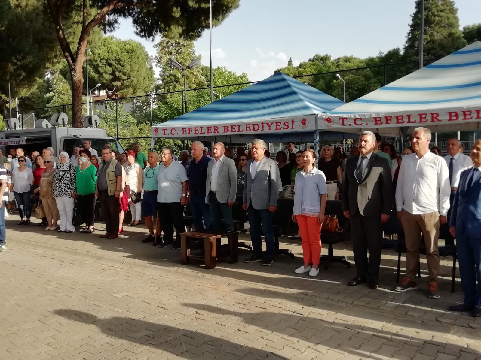 TOBB Yönetim Kurulu Üyesi ve Odamız Başkanı Hakan ÜLKEN, mezunu olduğu Aydın Lisesi’nin Geleneksel Pilav Gününe iştirak etti